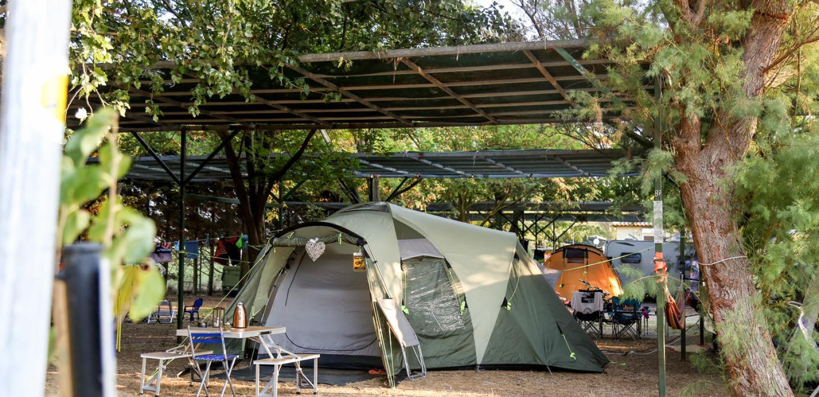 Το camping δημοφιλής επιλογή για τους Έλληνες καταναλωτές - Η ζήτηση για εξοπλισμό υπαίθριων δραστηριοτήτων να αυξάνεται χρόνο με τον χρόνο