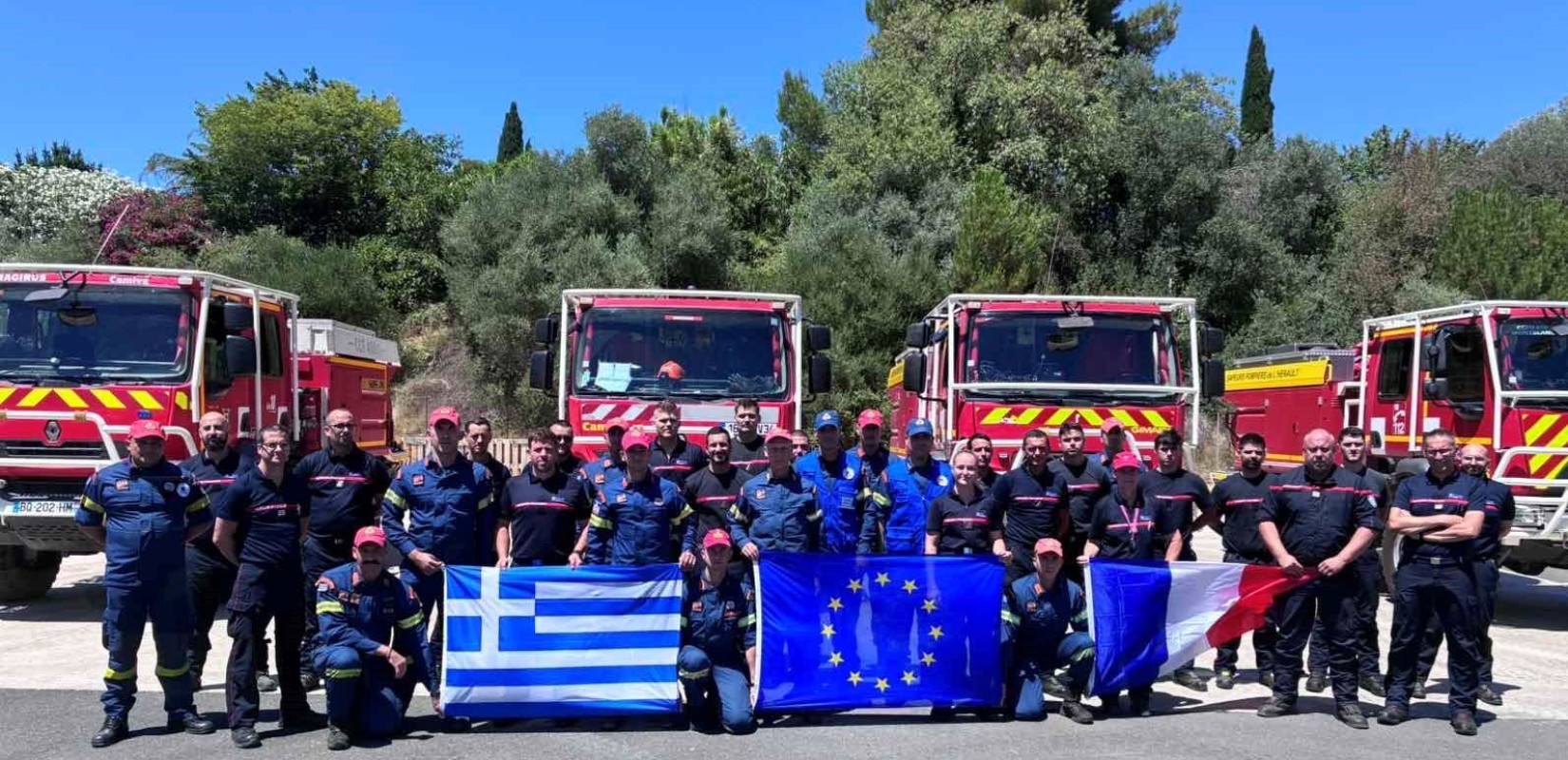 Μάχες με τις φλόγες στη Γαλλία για τους Έλληνες πυροσβέστες - Συμμετείχαν στην κατάσβεση δύο εστιών