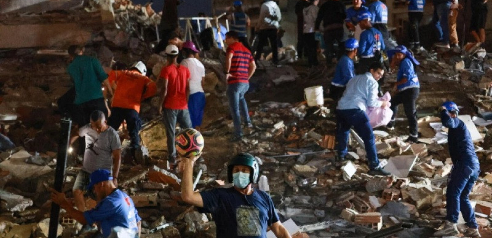 Διπλό χτύπημα του Εγκέλαδου στη Βενεζουέλα: Σεισμοί 7,2 και 7,5 Ρίχτερ σκόρπισαν τρόμο - 32 νεκροί και πάνω από 700 τραυματίες (βίντεο)