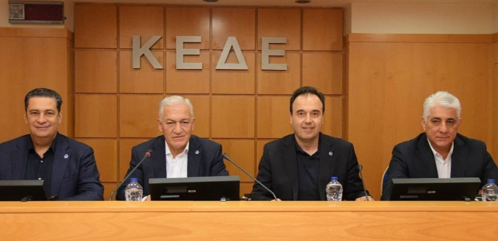 «Στερεύουν» τα ταμεία των Δήμων - Χρηματοδοτικό κενό 2,44 δισ. ευρώ τους οδηγεί στα… βράχια