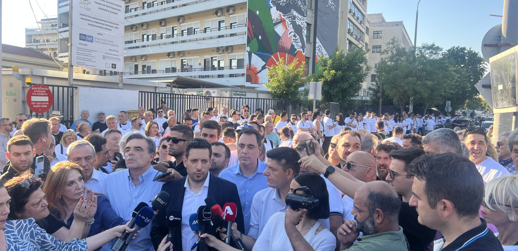 ΝΔ - Θεσσαλονίκη: Η συσπείρωση, ο Σαμαράς και το πολιτικό μέλλον της Αφροδίτης Νέστορα