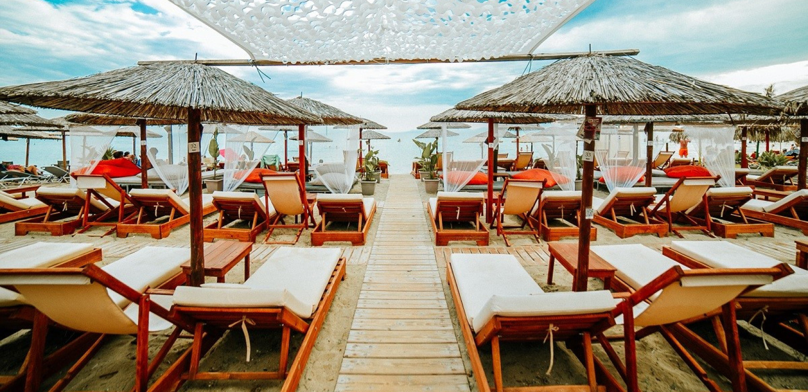 Medusa Seaside Bar: Η νέα καλοκαιρινή εμπειρία στη Βεργιά Χαλκιδικής