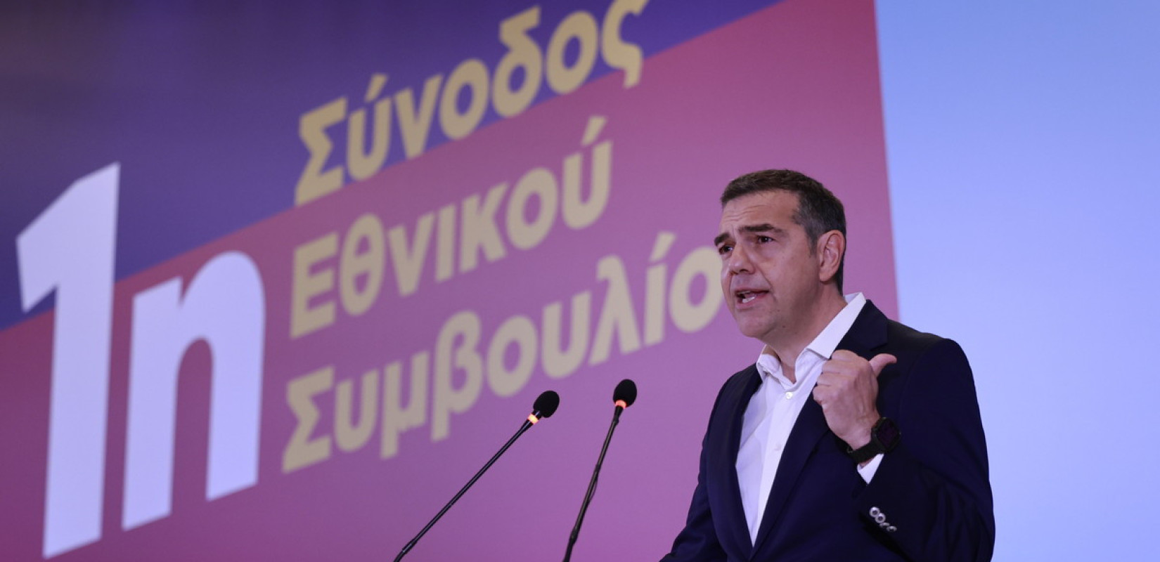 Ανασχεδιασμό του χάρτη, επαναφορά του δεύτερου γύρου των εκλογών και αποκέντρωση προτείνει ο Τσίπρας για την Τοπική Αυτοδιοίκηση