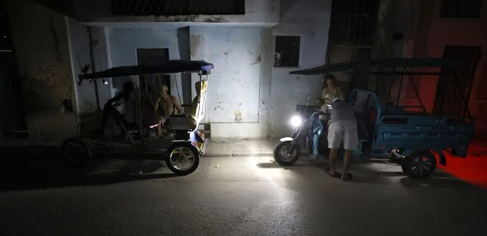 Φωτογραφία από την Κούβα - Πηγή: https://rtpbolivia.com.bo/internacional/el-sistema-electrico-nacional-de-cuba-sufre-una-nueva-caida-general/