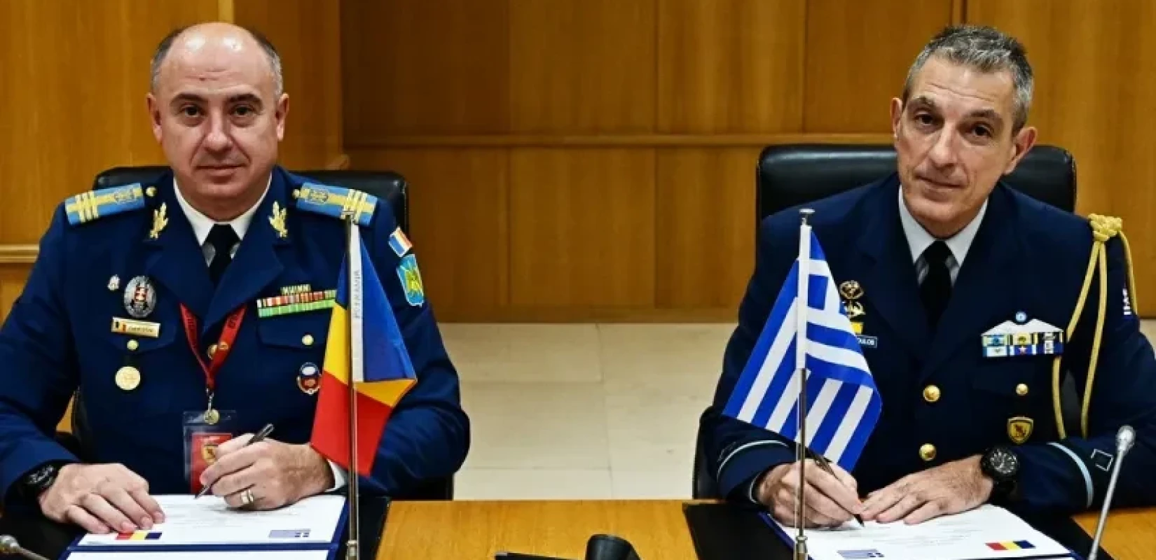 Ελλάδα και Ρουμανία υπέγραψαν Πρόγραμμα Στρατιωτικής Συνεργασίας για το 2026