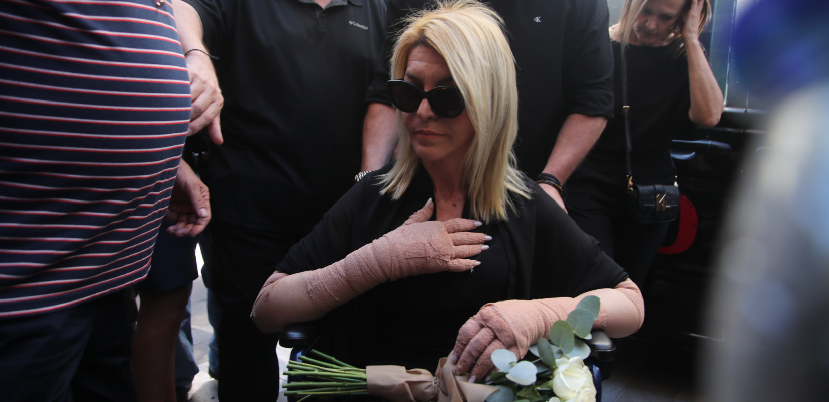 Το μήνυμα της Αφροδίτης Νέστορα για τις συλλήψεις μετά τη δολοφονία της μητέρας της: «Θέλουμε μια δίκαιη δίκη, δεν θέλουμε να καεί η Θεσσαλονίκη»