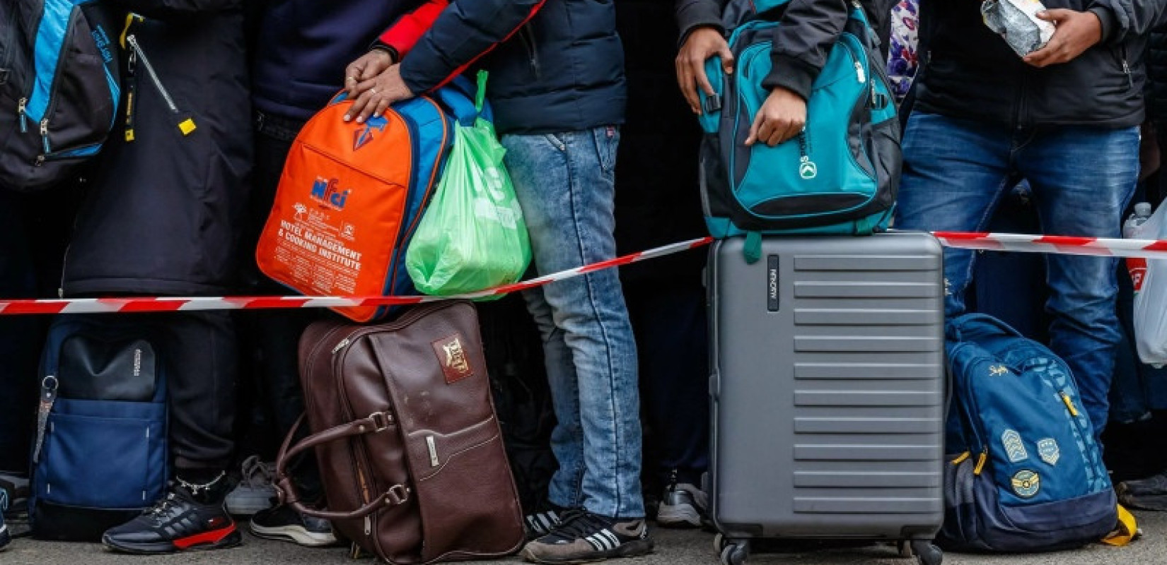 Πώς θεραπεύεις κάποιον που είναι διαρκώς σε φυγή; Η καινοτόμος έρευνα «Healing Roots» στην Ελλάδα