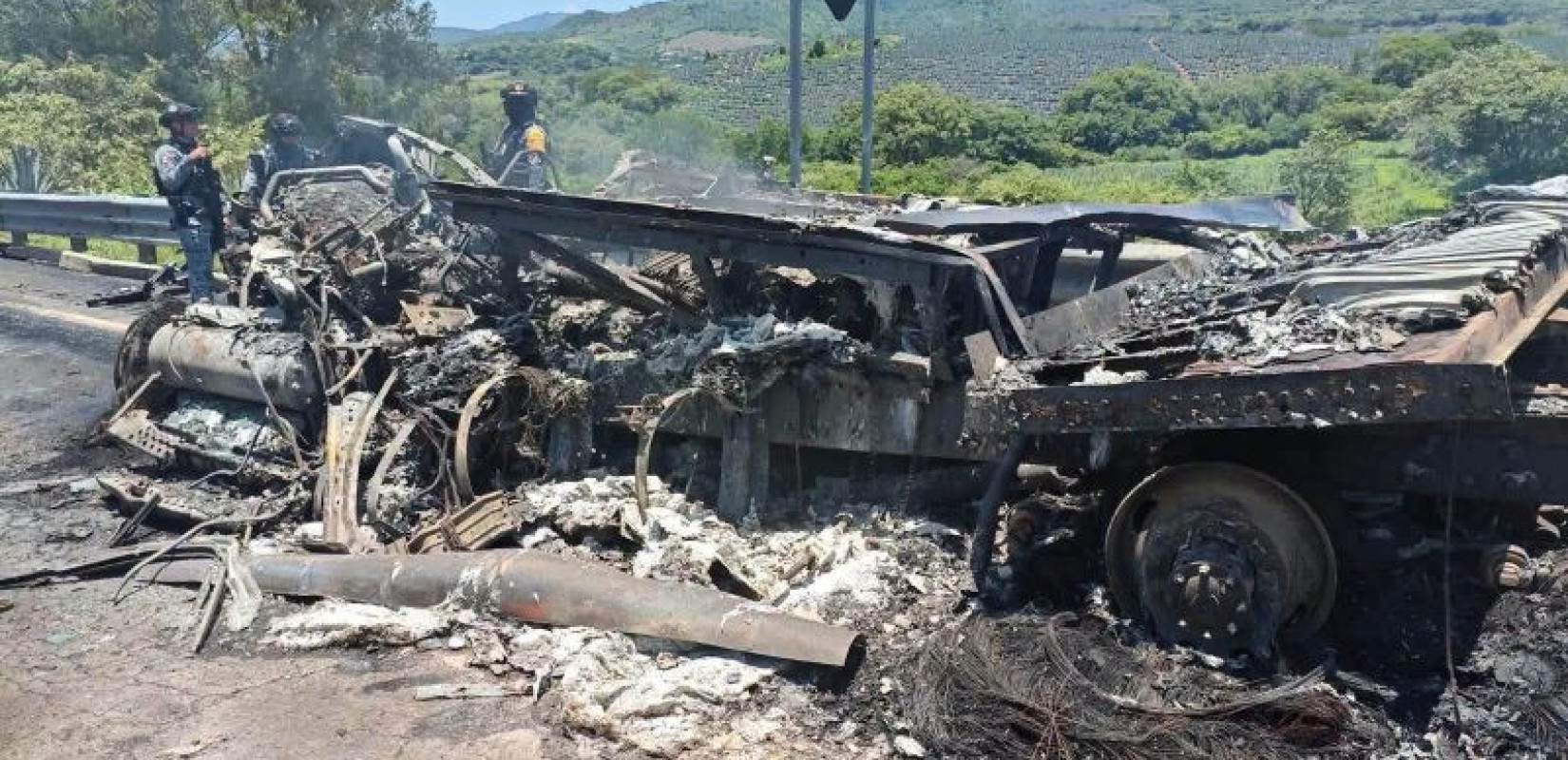 Τραγωδία στο Μεξικό: 10 νεκροί σε τροχαίο - Φορτηγό «θέρισε» συνεργείο διάσωσης (βίντεο)