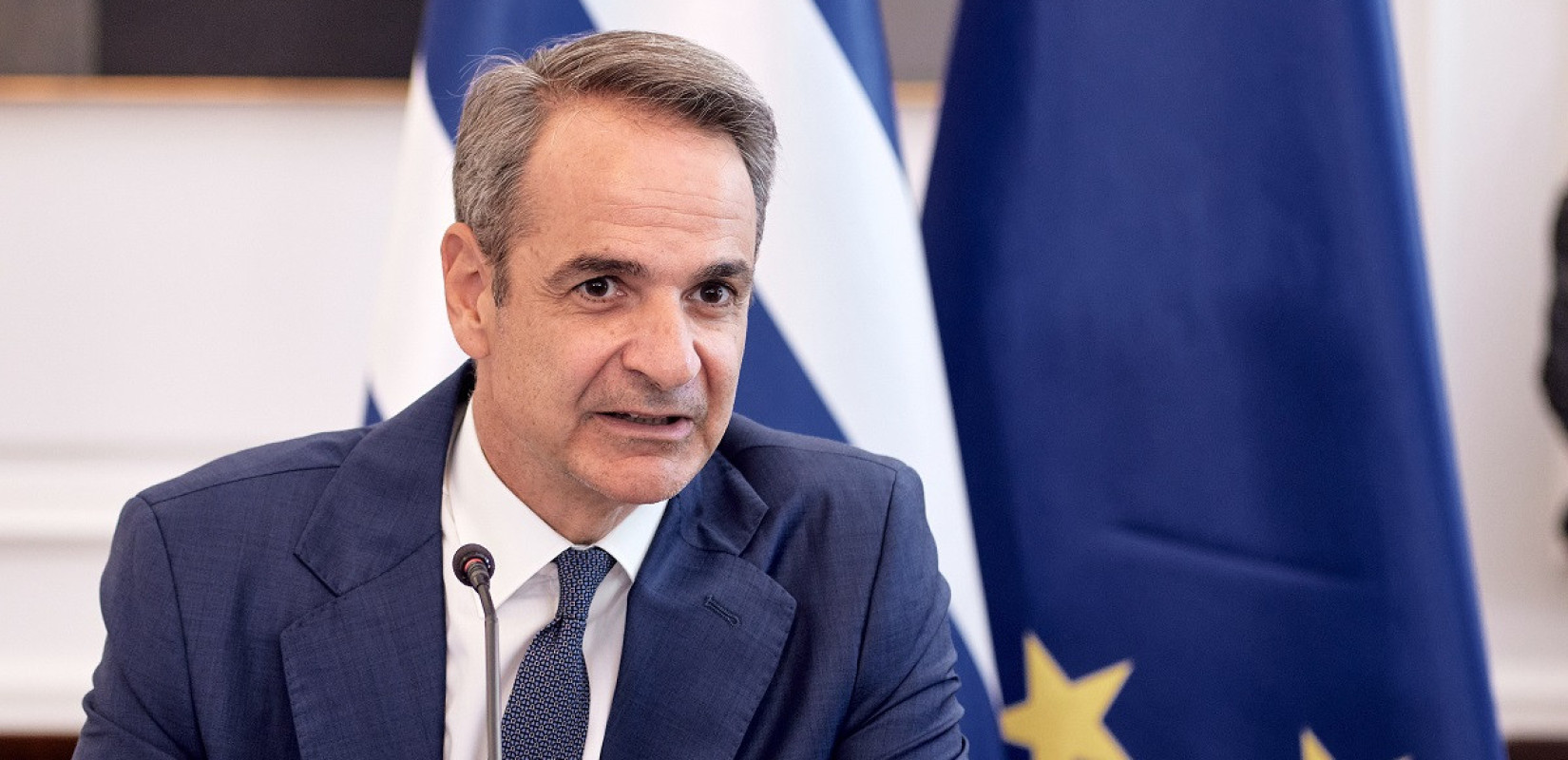 Κυβερνητικό δίπολο με αντιπολίτευση και Ευρωπαϊκή Εισαγγελία