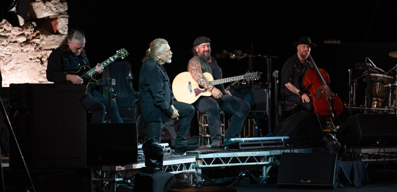 Χαλκιδική: Ο Robert Plant των Led Zeppelin μάγεψε τη Σάνη - Δείτε βίντεο