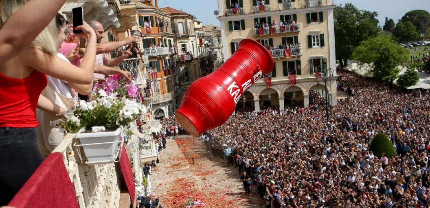 Πάσχα 2025: Ανάσταση από την Κέρκυρα μέχρι το Περτούλι και το… Παρίσι – Πού θα αποδράσουν οι Θεσσαλονικείς