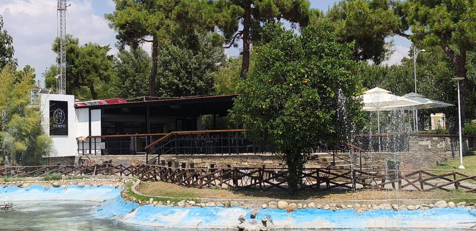 Θεσσαλονίκη: Ξαναζωντανεύει το Πεδίον του Άρεως - Άνοιξε μετά από χρόνια το αναψυκτήριο (βίντεο)