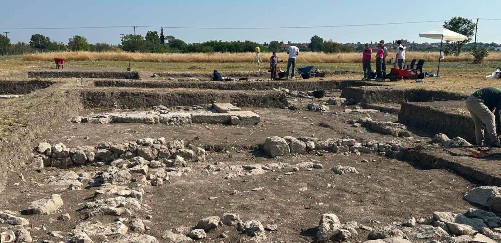 Η ζωή των αρχαίων ανθρώπων αποκαλύπτεται μέσα από ανασκαφές στην Πέλλα - Ερευνητές από το εξωτερικό στο έργο