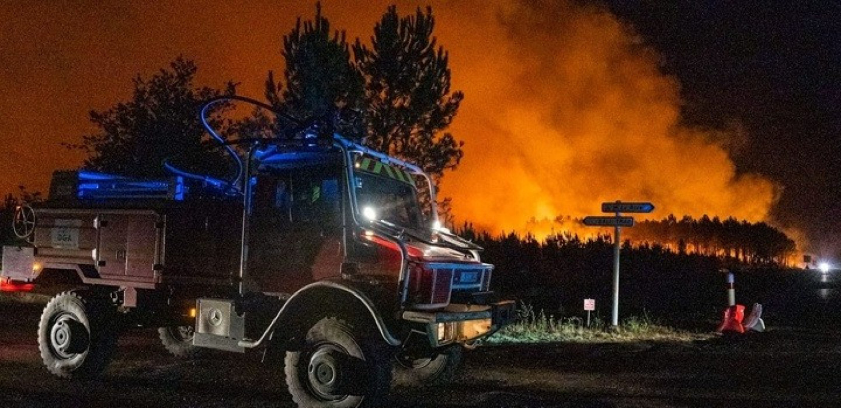 Γαλλία  - Ισπανία: Τα σύννεφα του καπνού από τις πυρκαγιές της Μαδρίτης ενώθηκαν με τους καπνούς της φωτιάς του Μπορντό