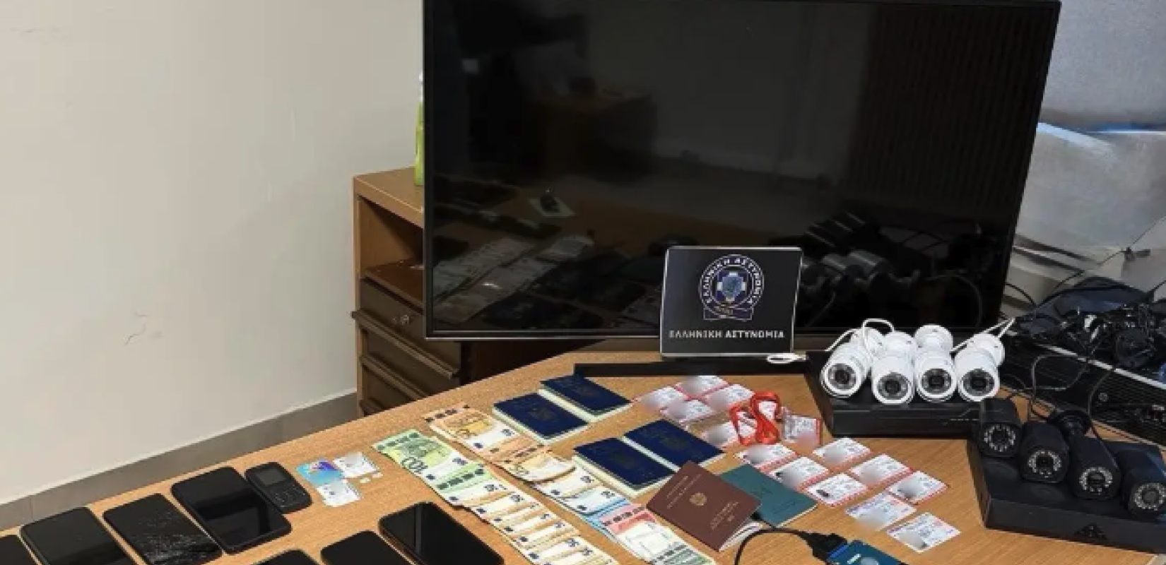 Μπλόκο Europol και ΕΛ.ΑΣ. σε διεθνές κύκλωμα διακίνησης μεταναστών: 7 συλλήψεις σε Ελλάδα και εξωτερικό