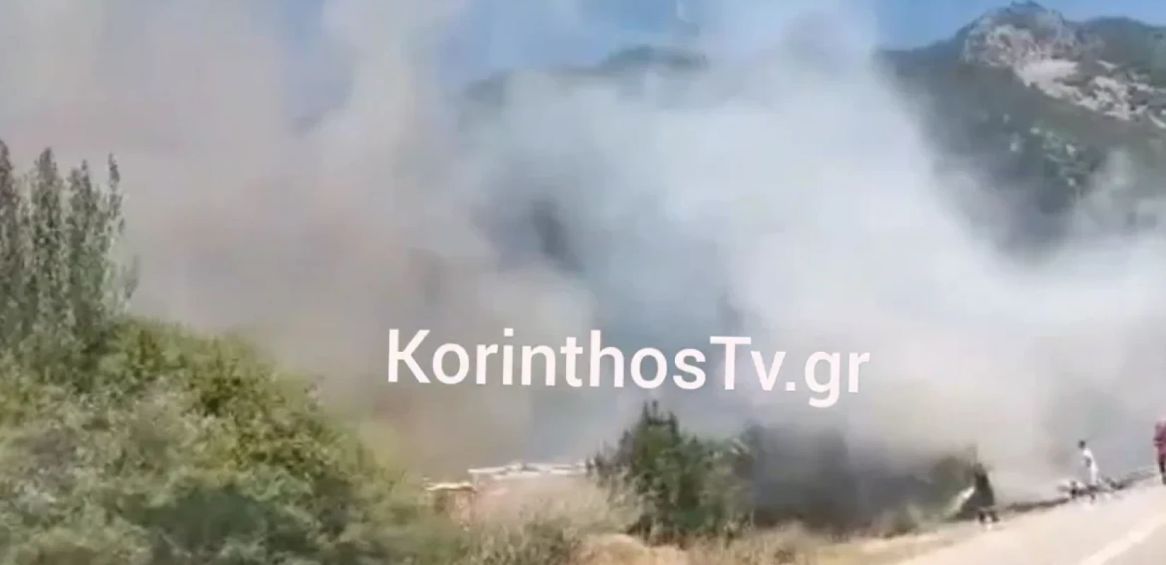 Πυρκαγιά στο Σκάλωμα Φώκιδας - Ενισχύθηκαν οι πυροσβεστικές δυνάμεις - Μήνυμα του 112 για εκκένωση 7 περιοχών