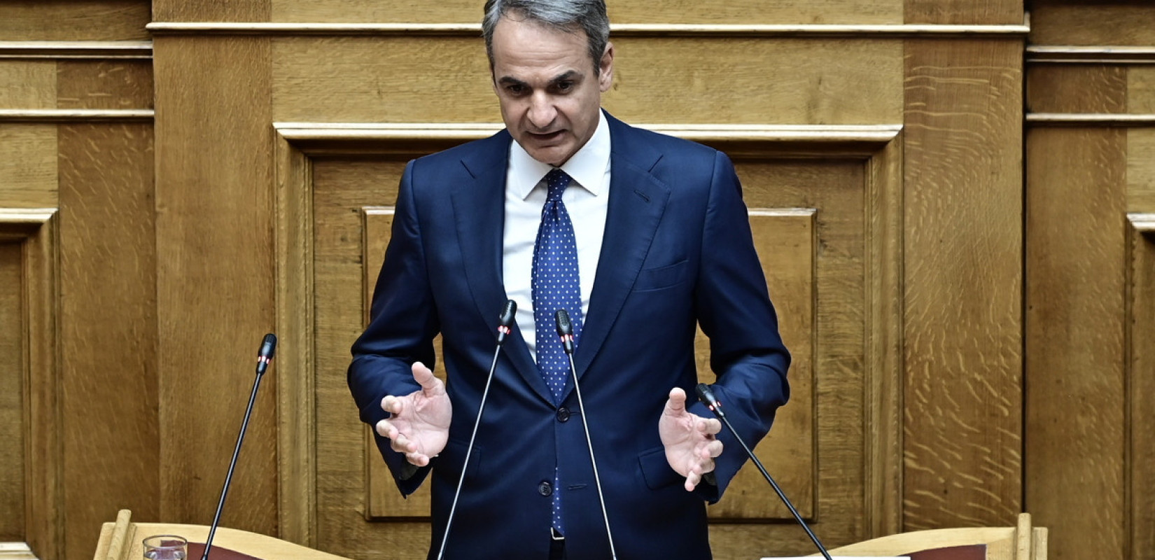 Βουλή - Κυρ. Μητσοτάκης: Ανάγκη για νέο Σύνταγμα που να συμβαδίζει με την εποχή μας