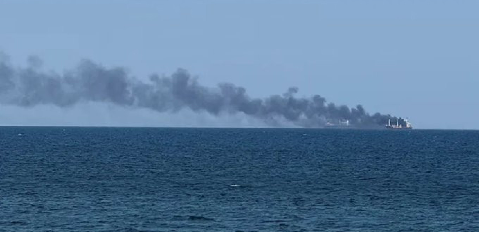 Κλιμάκωση στην Υεμένη: Βυθίστηκε ινδικό πλοίο μετά από επίθεση (βίντεο)