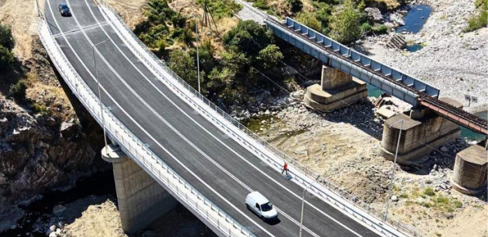Ροδόπη: Παραδόθηκε στην κυκλοφορία η νέα γέφυρα Κομψάτου στον Ίασμο