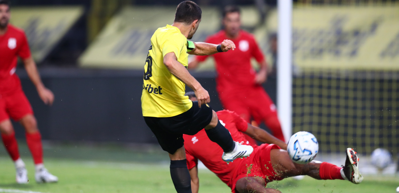 Ανέτοιμος ο Άρης, ισοφάρισε στο 90' σε 2-2 τον Πανσερραϊκό στο «Κλ. Βικελίδης»