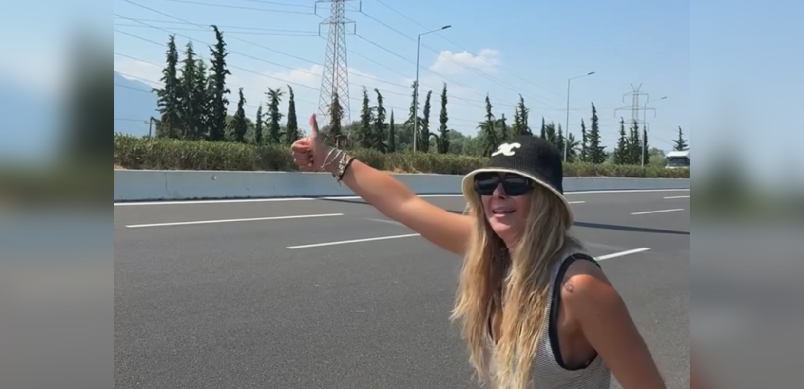 Η Μελίνα Ασλανίδου έκανε ωτοστόπ στην Εθνική Οδό (βίντεο)