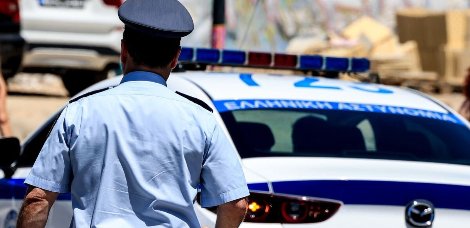 B. Ελλάδα: Εξαρθρώθηκε συμμορία «ποντικών» με λεία 80.000 ευρώ - Αναρριχώνταν σε μπαλκόνια και «ρήμαζαν» σπίτια σε τέσσερις νομούς