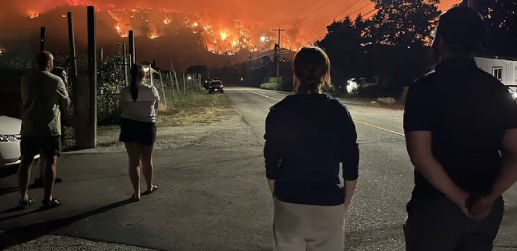Πύρινος εφιάλτης στον Καναδά: Νεκρή 80χρονη κατά την εκκένωση - Πάνω από 20.000 σε φυγή