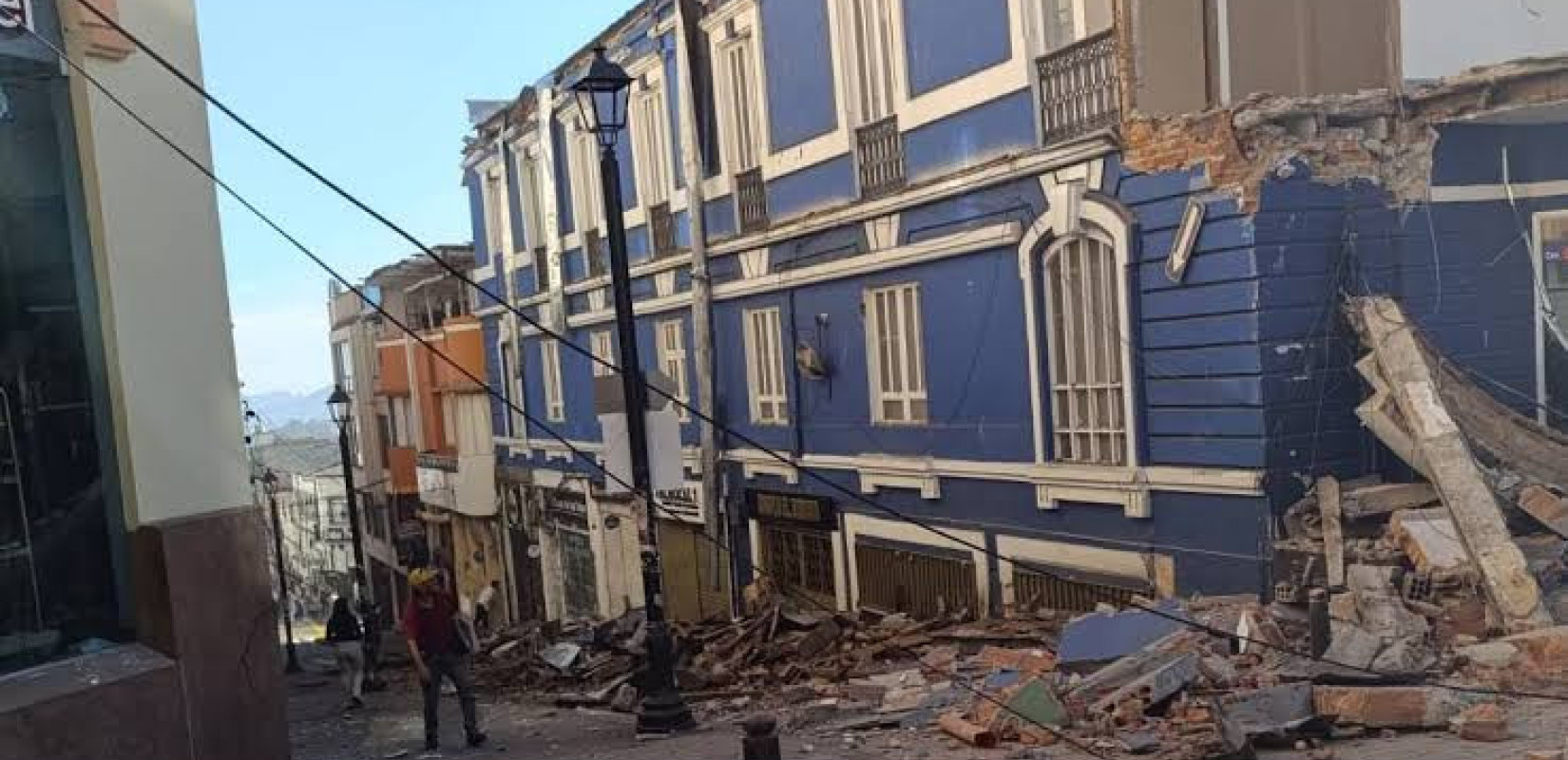 Ισχυρός σεισμός 7,4 Ρίχτερ στην Κολομβία - Καταρρεύσεις κτιρίων και εγκλωβισμένοι στο Κάλι (βίντεο)