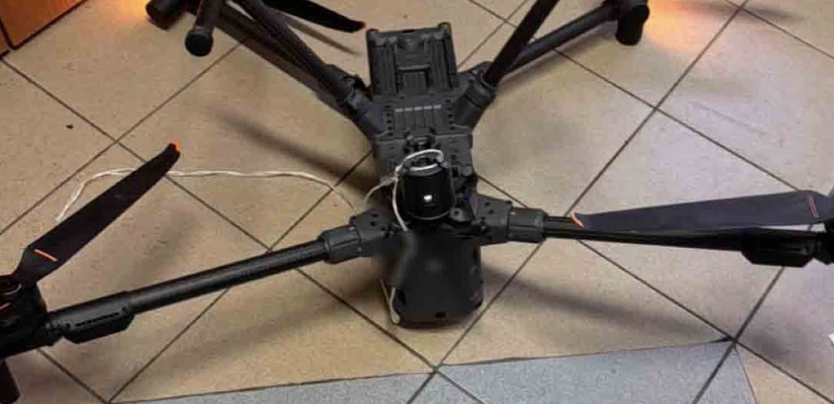 Τεύκρος»: Το ελληνικό anti-drone σύστημα του ΓΕΕΘΑ που «μπλοκάρει» τα drones στις φυλακές