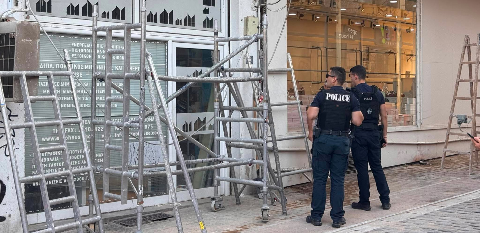 Θεσσαλονίκη: Αυτοψία του Δήμου στο διατηρητέο μετά την κατάρρευση του στεγάστρου