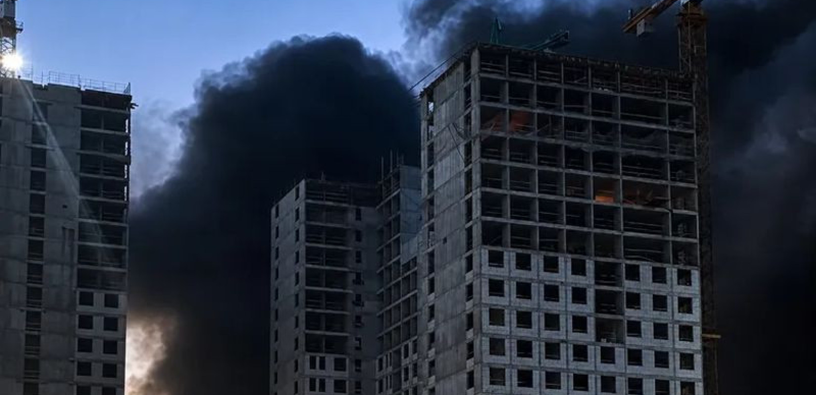 Μαζική επίθεση με τουλάχιστον 620 drones κατά της Μόσχας - Τρεις τραυματίες και φωτιά σε αποθήκη του κολοσσού Wildberries