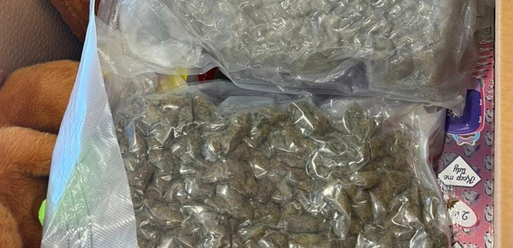 Χανιά: Σύλληψη 21χρονου για διακίνηση ναρκωτικών - Τα έκρυβε σε κουτιά παιχνιδιών