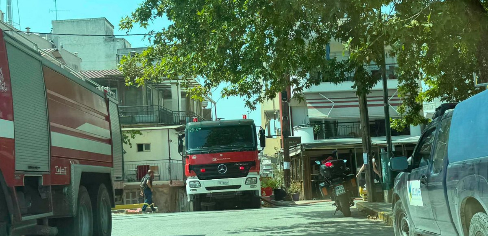 Θεσσαλονίκη Φωτιά σε διαμέρισμα στον Εύοσμο - Σε εξέλιξη η επιχείρηση κατάσβεσης