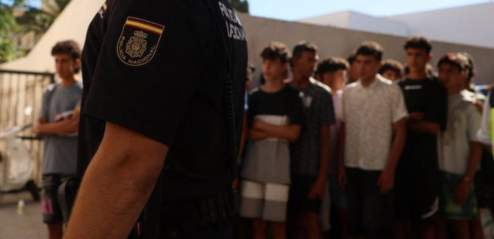 Η Ισπανία επαναφέρει ελέγχους για ταξιδιώτες από Ιταλία μετά τα μέτρα της Ρώμης