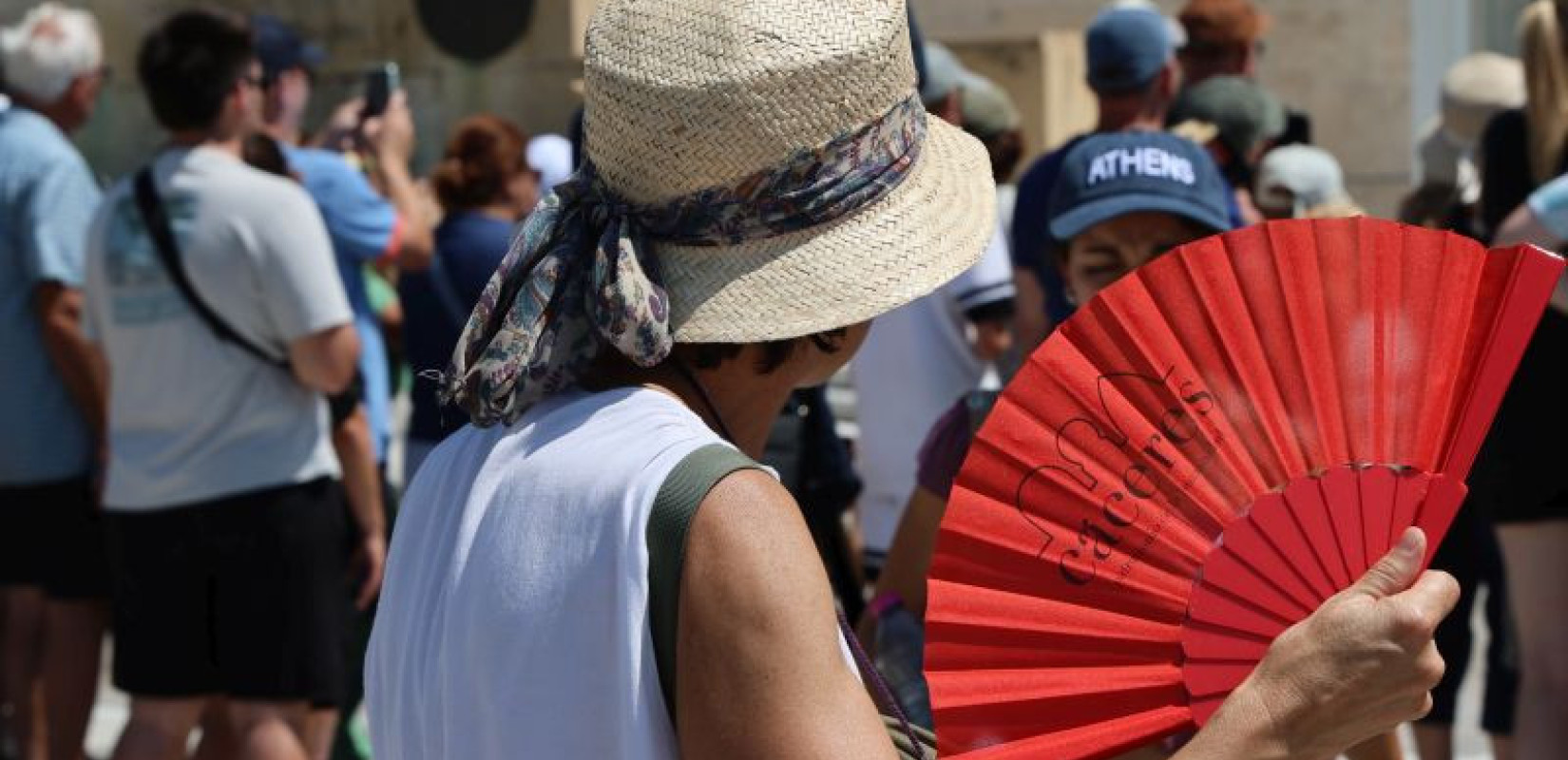 Καιρός: Σκαρφαλώνει έως τους 39 βαθμούς ο υδράργυρος - Ποιες περιοχές θα επηρεαστούν από βροχές και ισχυρούς ανέμους