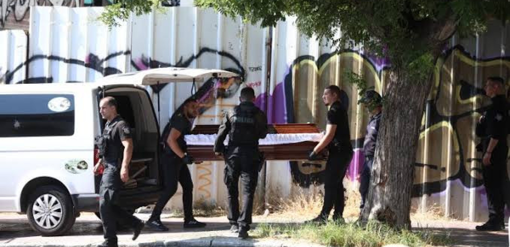 Θρίλερ στην Κυψέλη: Βρέθηκε νεκρό βρέφος κατεψυγμένο μέσα σε βαλίτσα