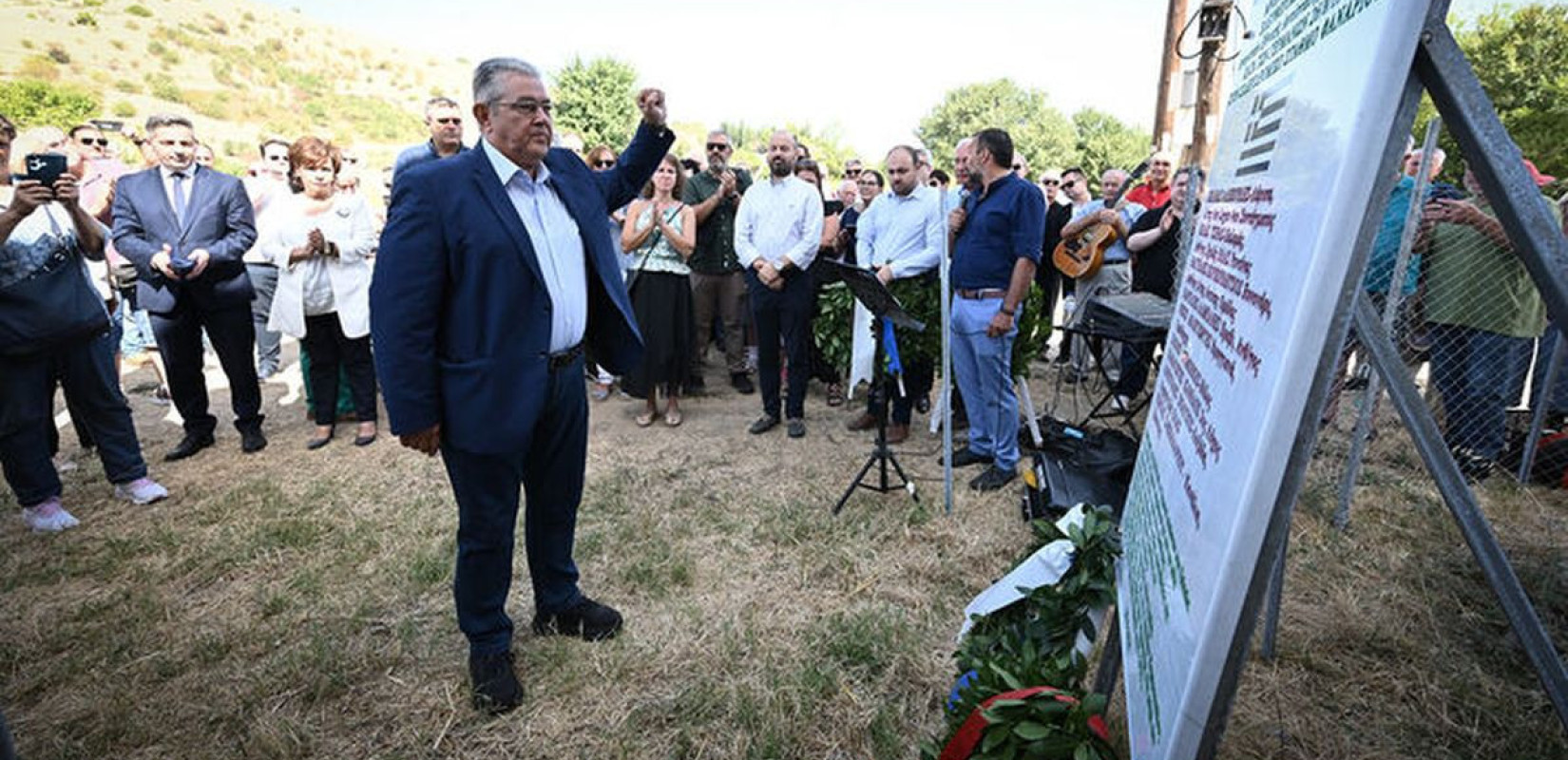 Πηγή φωτογραφίας: https://www.902.gr/eidisi/politiki/427499/d-koytsoympas-o-laos-mporei-na-grapsei-iroikes-selides-istorias-se-symporeysi