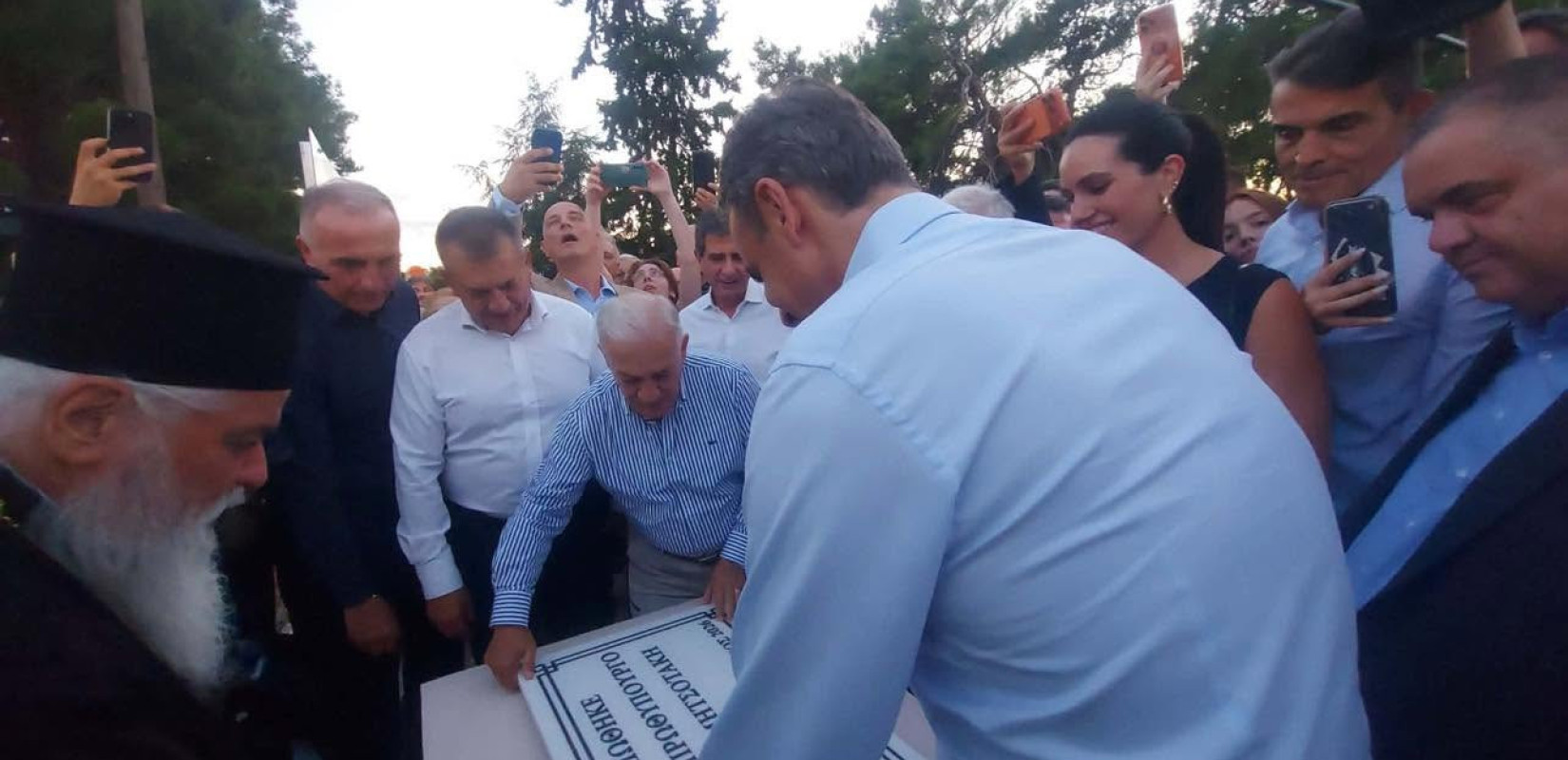 Μητσοτάκης στους Αμπελοκήπους: «Αλλιώς να μιλάμε με λόγια και μουσαμάδες και άλλο να κάνουμε έργα»