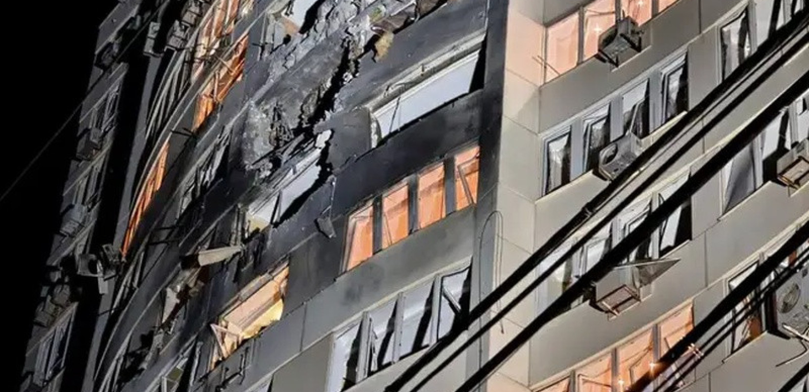 Ρωσικό σφυροκόπημα στην Οδησσό: 17 τραυματίες, ανάμεσά τους παιδιά, από χτύπημα σε πολυκατοικία
