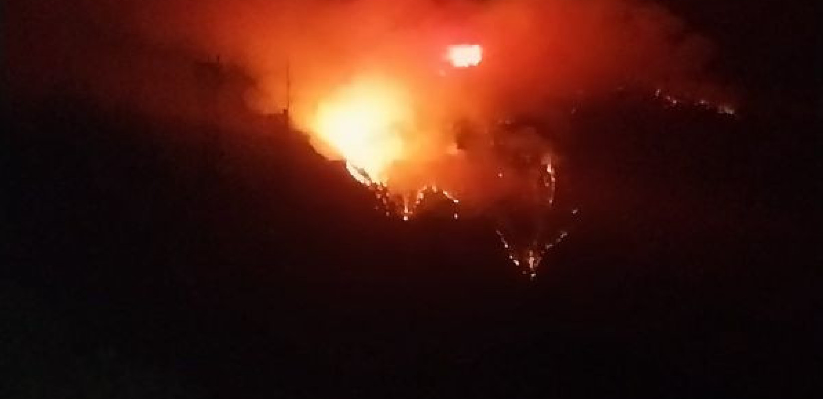 Δασική πυρκαγιά στη Βασιλίτσα Κόνιτσας σε δύσβατο σημείο