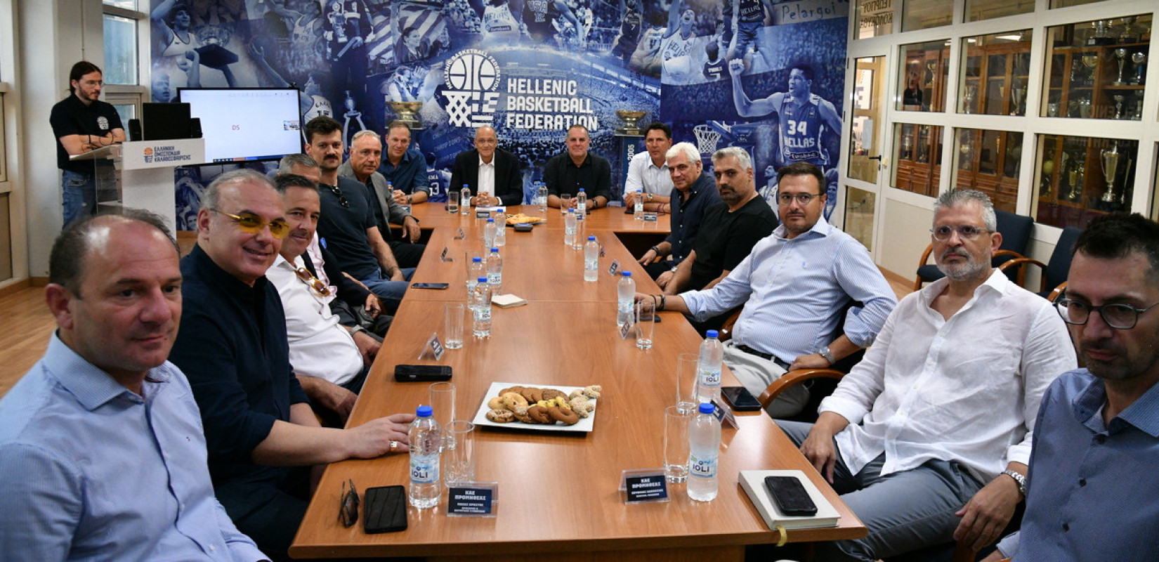 Μπάσκετ: Σε εξέλιξη η σύσκεψη των ομάδων της Basket League για τη διαιτησία