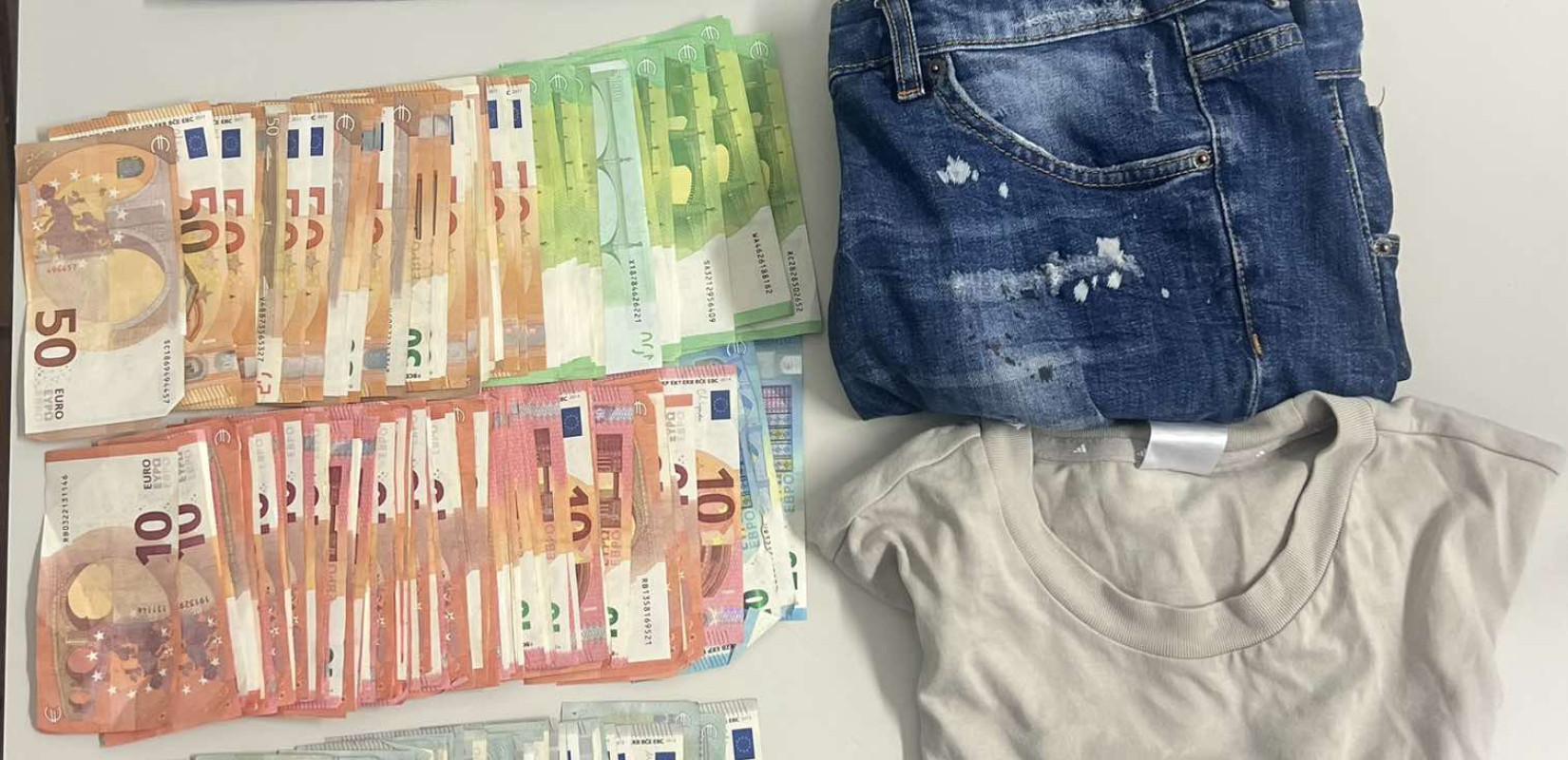 Συνελήφθη 34χρονος στη Σαντορίνη για διαδοχικές διαρρήξεις - Κατάφερε να αποσπάσει πάνω από 28.000 ευρώ