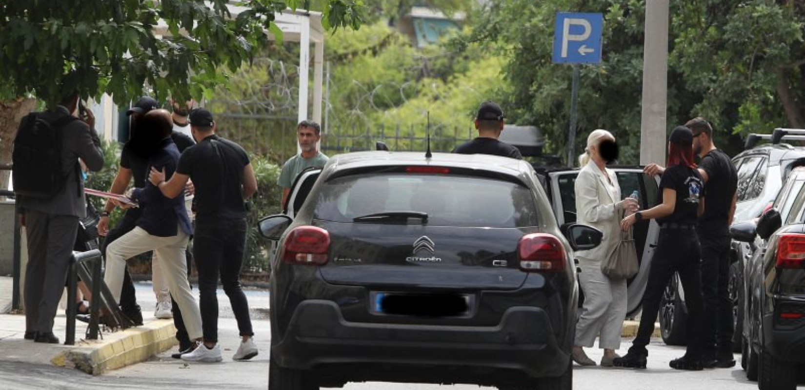 Στη φυλακή το ζευγάρι των γιατρών για τον θάνατο του Γιώργου Μαζωνάκη - Η 17ωρη απολογία και οι ισχυρισμοί τους