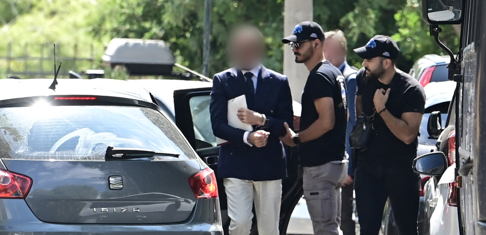 «Σεμινάρια» σε Φιλιππινέζα γιατρό για ενδοφλέβια θεραπεία βλαστοκυττάρων έκανε ο γιατρός του Μαζωνάκη (βίντεο)