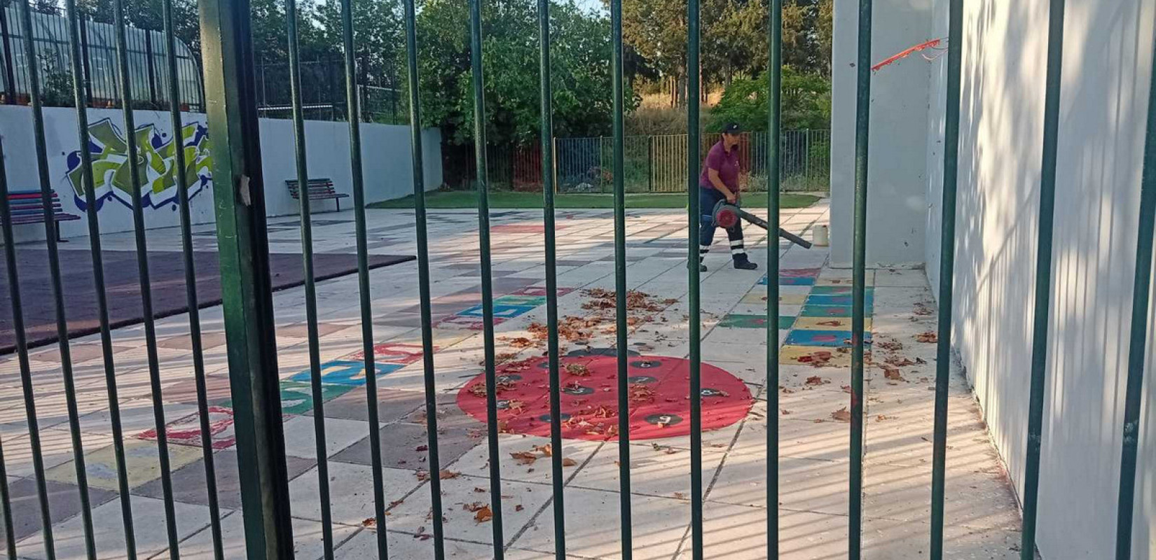 Δήμος Καλαμαριάς: Καθαρά σχολεία, φροντισμένες αυλές για το πρώτο κουδούνι