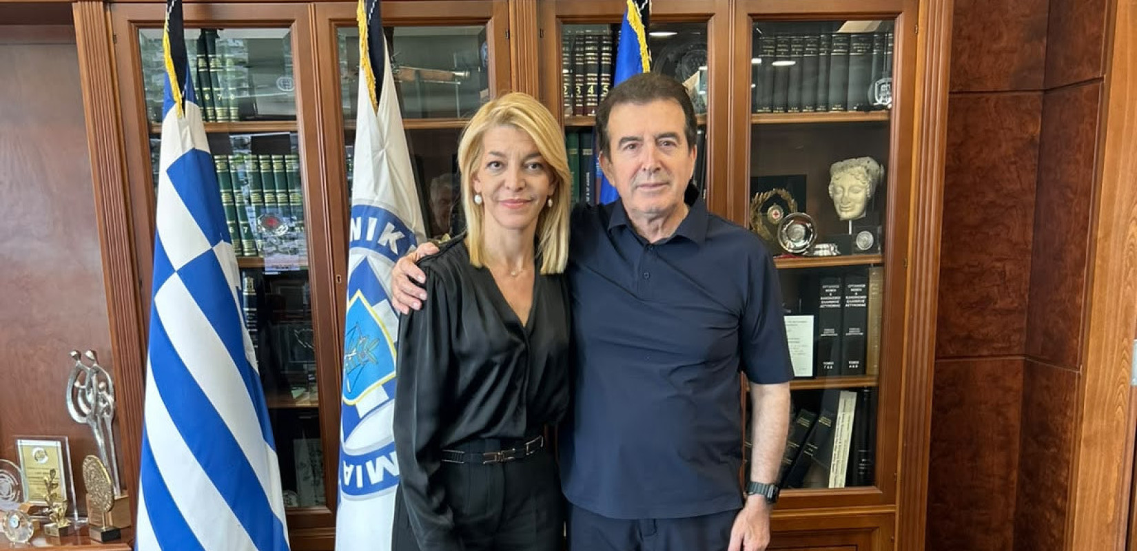 Τον Μιχάλη Χρυσοχοΐδη επισκέφθηκε η Αφροδίτη Νέστορα