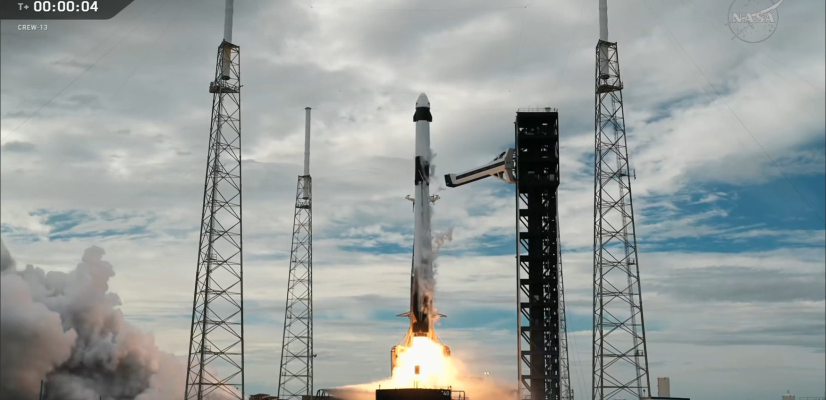SpaceX: Εκτοξεύτηκε η αποστολή Crew-13 με προορισμό τον Διεθνή Διαστημικό Σταθμό (βίντεο)