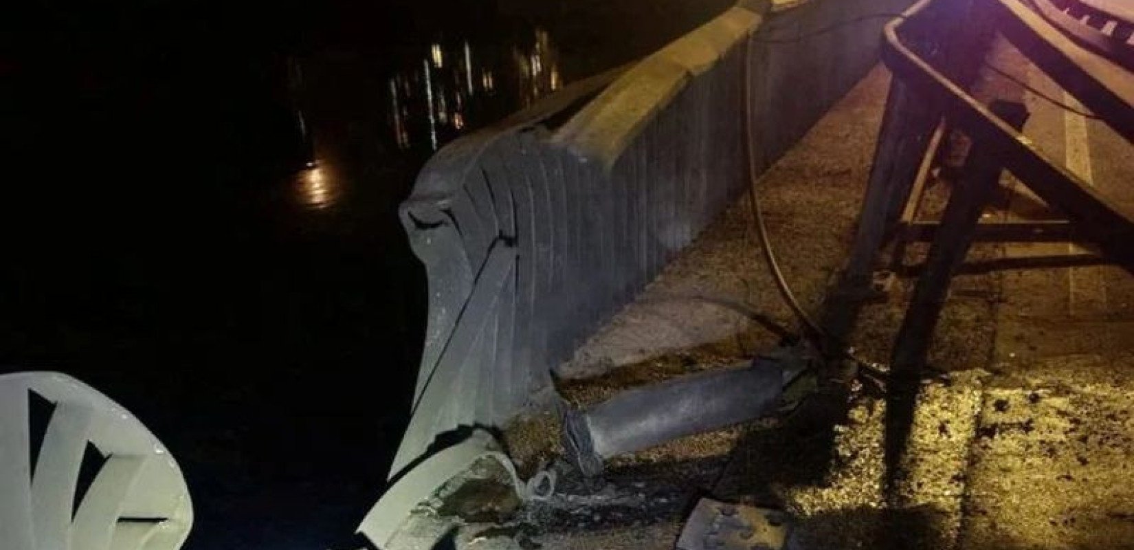 Κίεβο: Στόχος ρωσικής αεροπορικής επίθεσης η Βόρεια Γέφυρα στον Δνείπερο - «Κόβεται» στα δύο η ουκρανική πρωτεύουσα