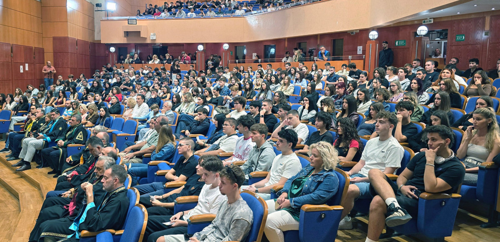 Θεσσαλονίκη: Υποδοχή πρωτοετών στο ΠΑΜΑΚ - Κυριαρχία των κοριτσιών στις βραβεύσεις