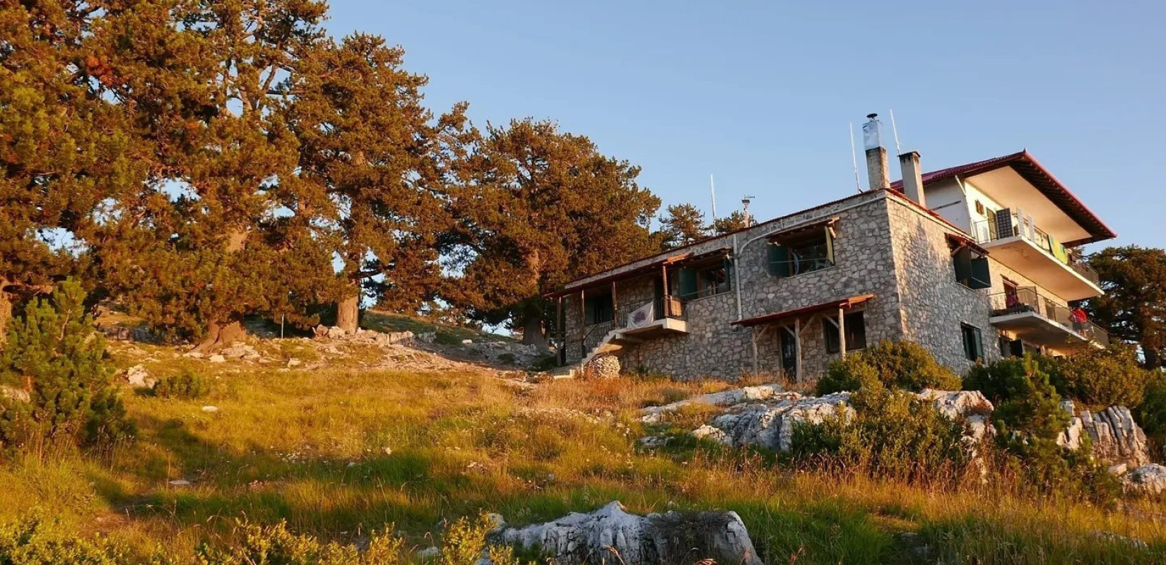 Όλυμπος: Επιχείρηση αεροδιακομιδής για μαθητές μετά από συμπτώματα τροφικής δηλητηρίασης σε σχολική εκδρομή
